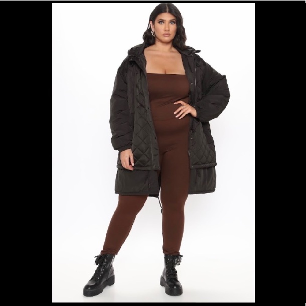 Women’s Black Puffer Jacket NWT